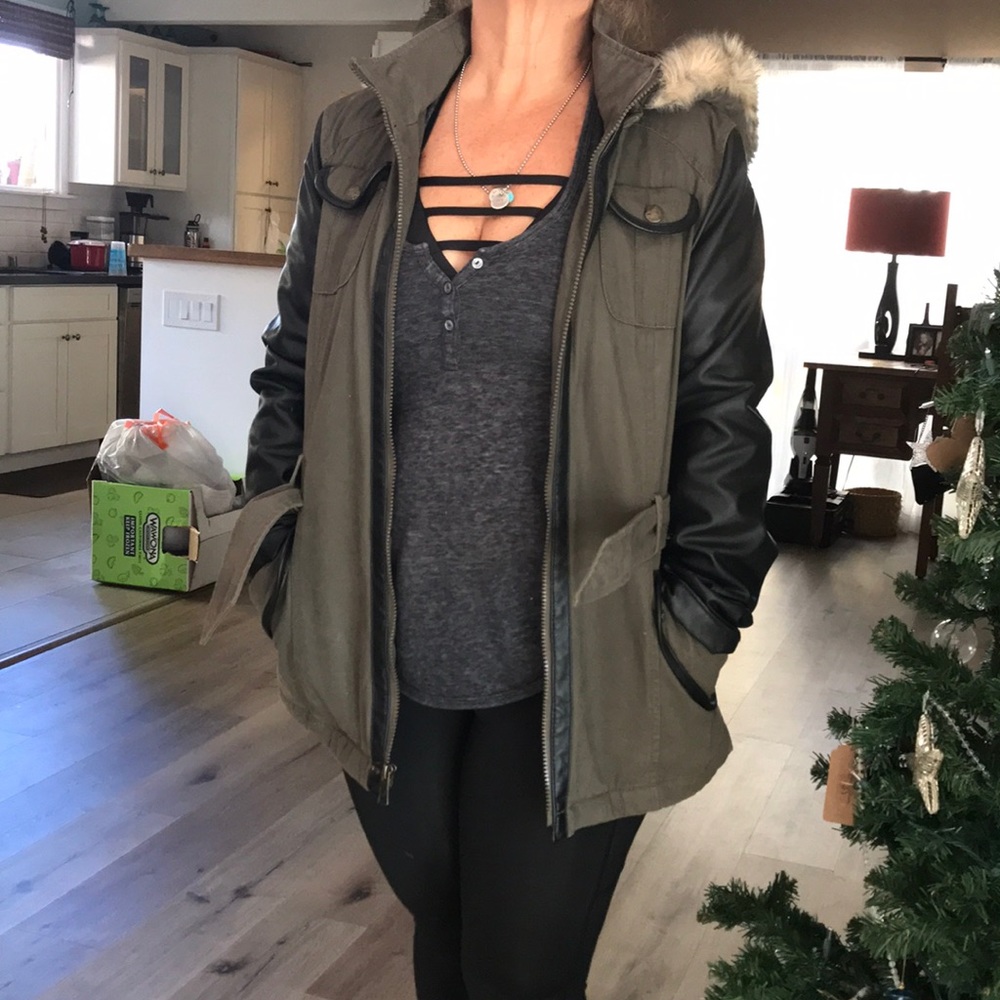 Buffalo jacket - Picture 3 of 6
